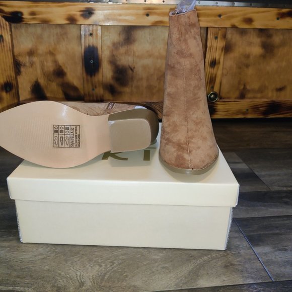 NIB YOKI VELLA- 52 RUST WESTERN BOOTS - Picture 4 of 6